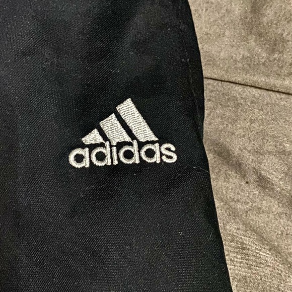 Ladies Adidas Black & White Lightweight Windbreaker Hoodie Size Large - Picture 4 of 9